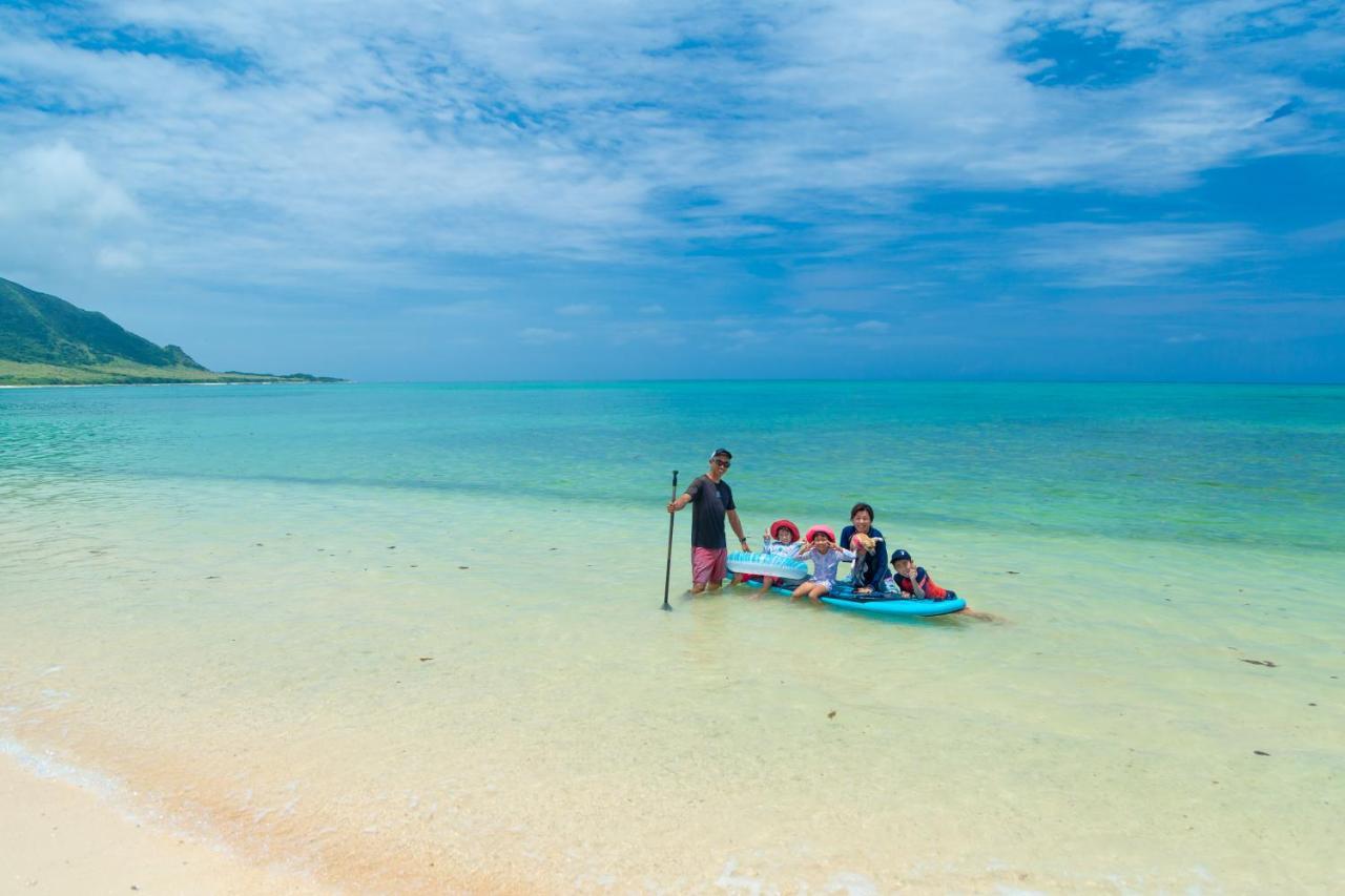石垣島コテージakeeesi365 Ishigaki  ภายนอก รูปภาพ